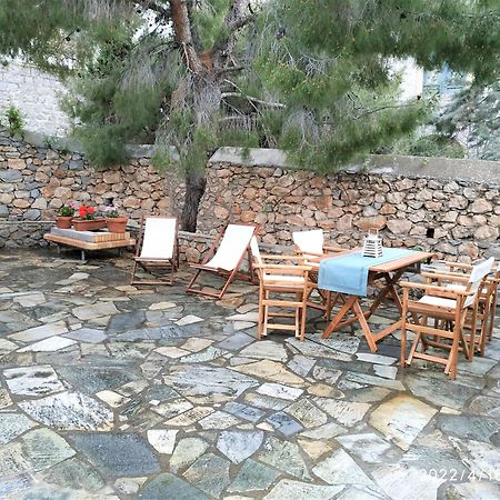 Pine Trees And Sea View Houses In Hydra - Daphne, Chloe, Myrto, Eleni Ruang foto
