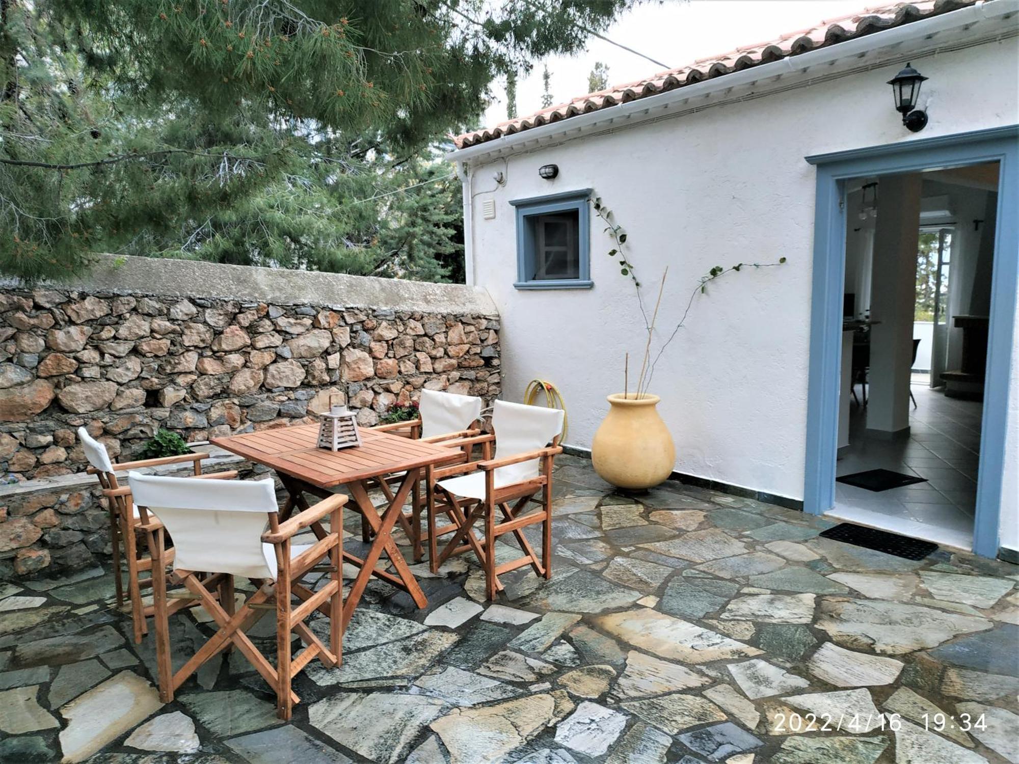 Pine Trees And Sea View Houses In Hydra - Daphne, Chloe, Myrto, Eleni Ruang foto