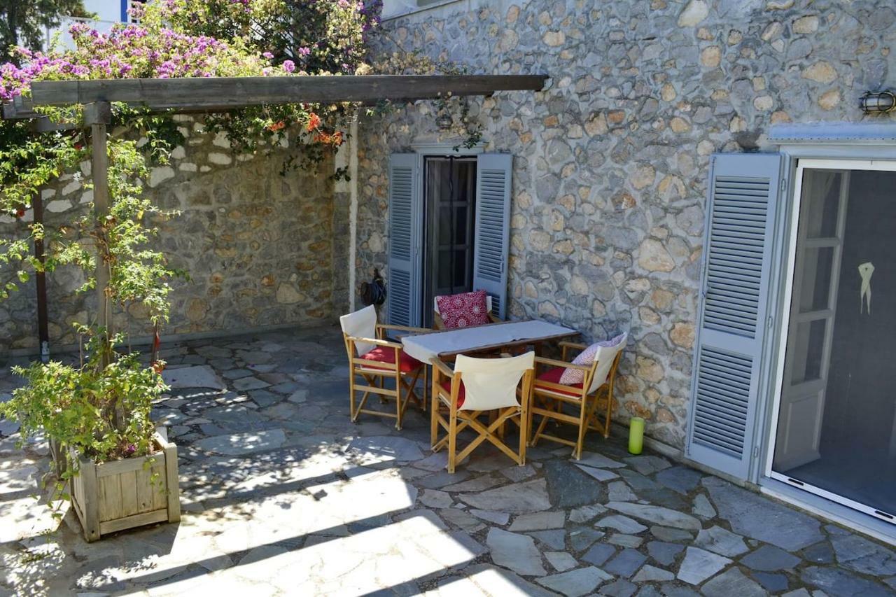 Pine Trees And Sea View Houses In Hydra - Daphne, Chloe, Myrto, Eleni Bagian luar foto